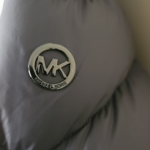 Michael Kors Quilted Packable Hooded Puffer Jacket ~GUN METAL ~SMALL **NEW - Picture 7 of 15